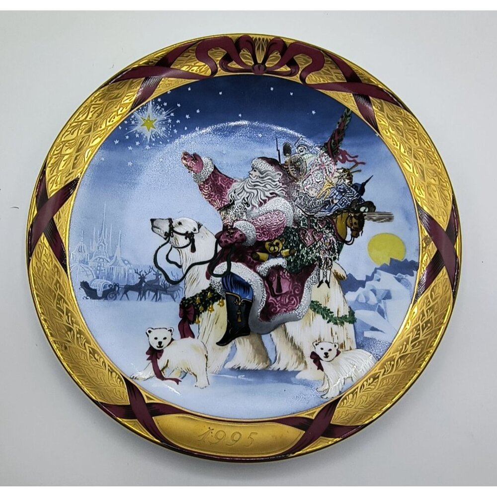 1995 Christmas Around The World "Santa In Greenland" Plate By Bing & Grøndahl